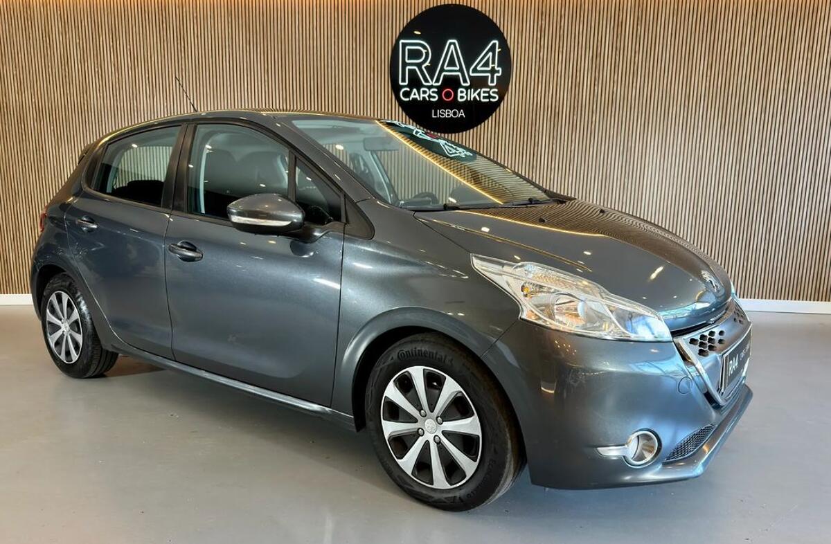 PEUGEOT 208 1.6 e-HDi Active 2-Tronic