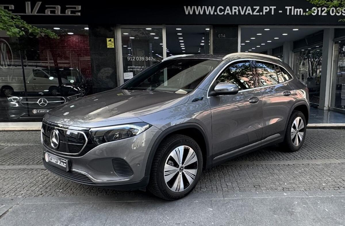 MERCEDES EQA 250+ Electric Art