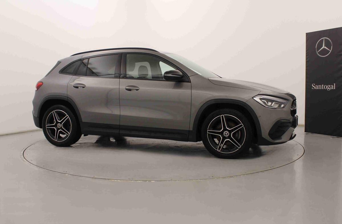 MERCEDES Classe GLA GLA 180 d AMG Line