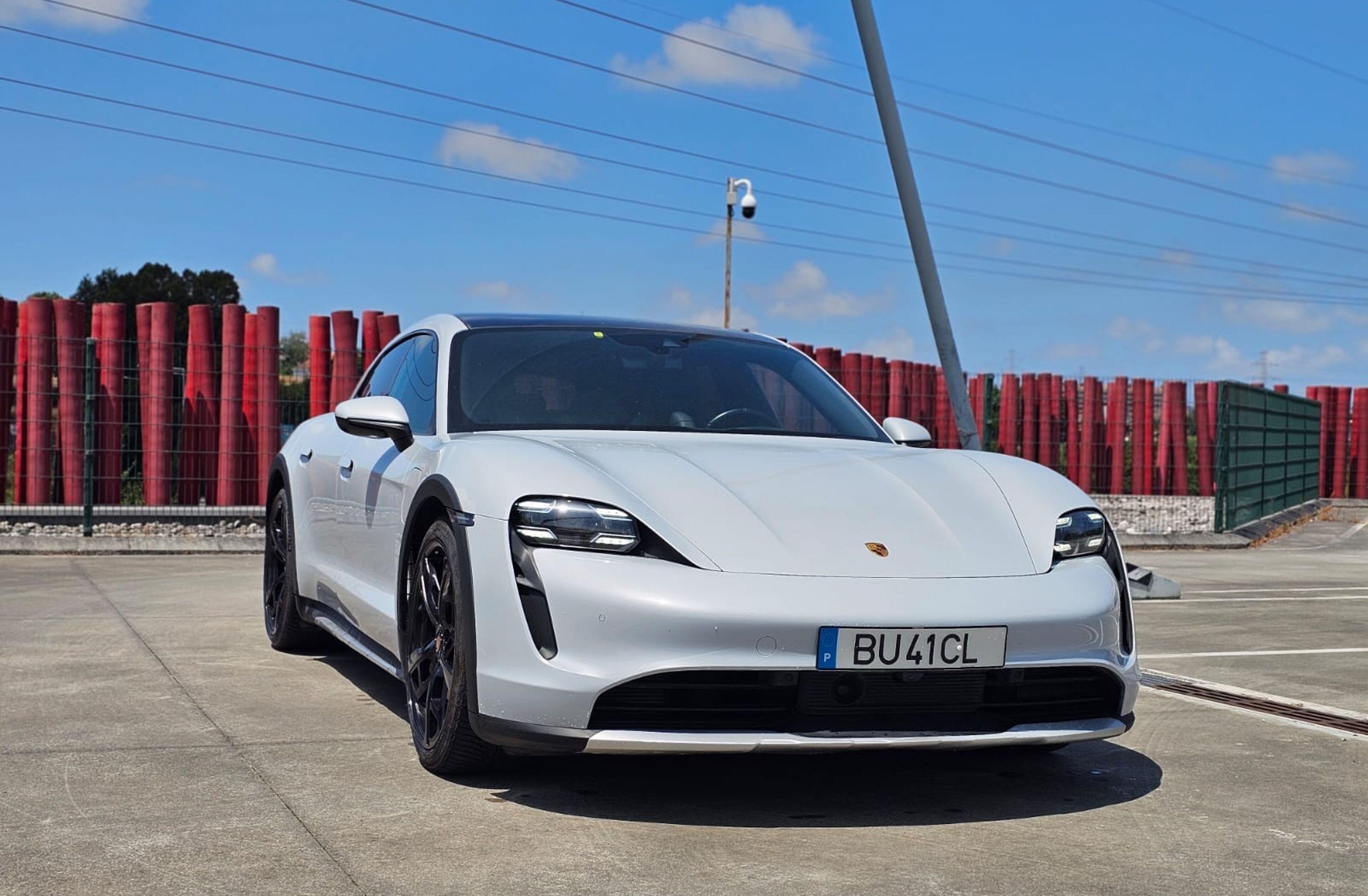 PORSCHE Taycan CT 4