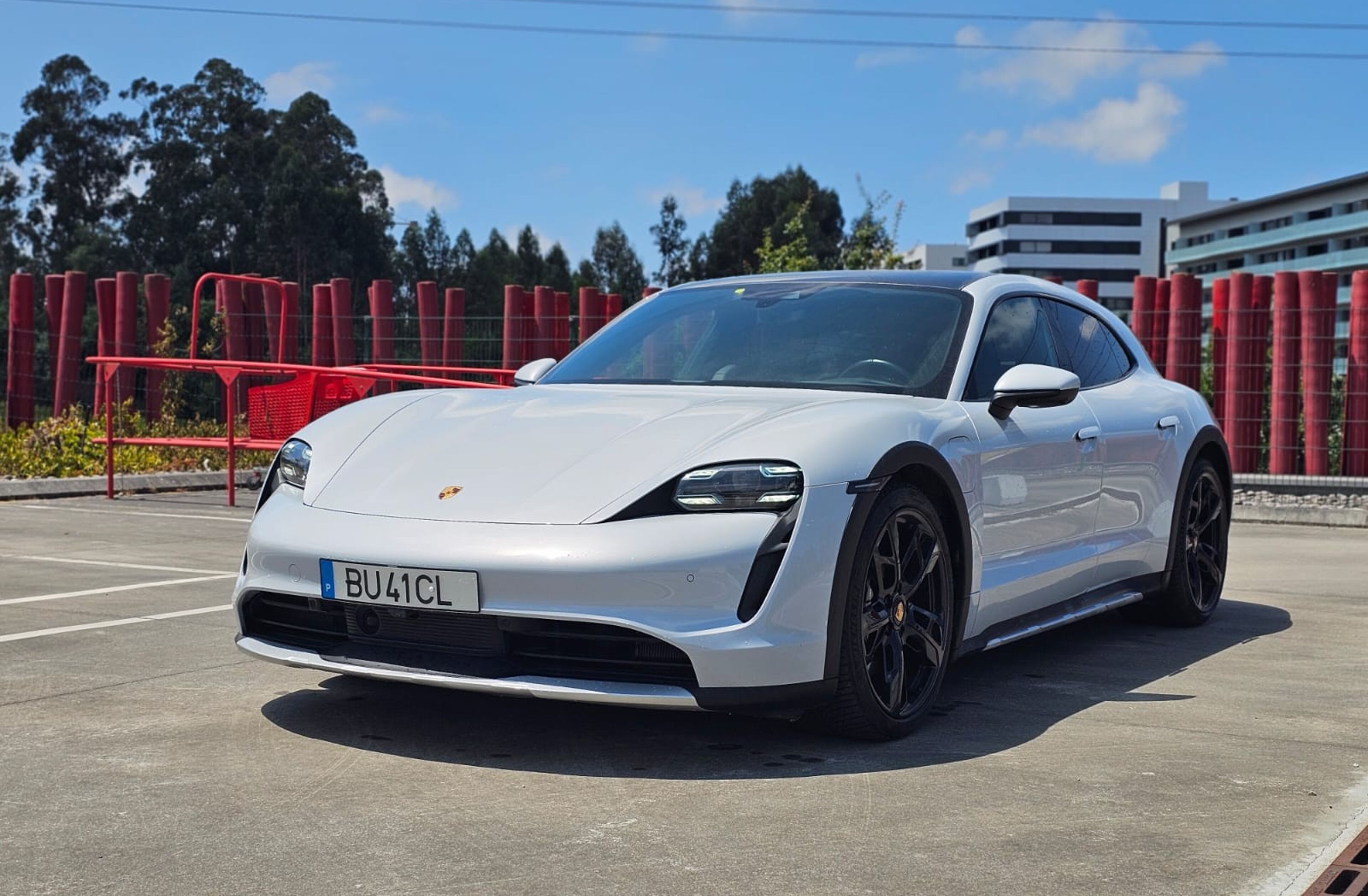 PORSCHE Taycan CT 4