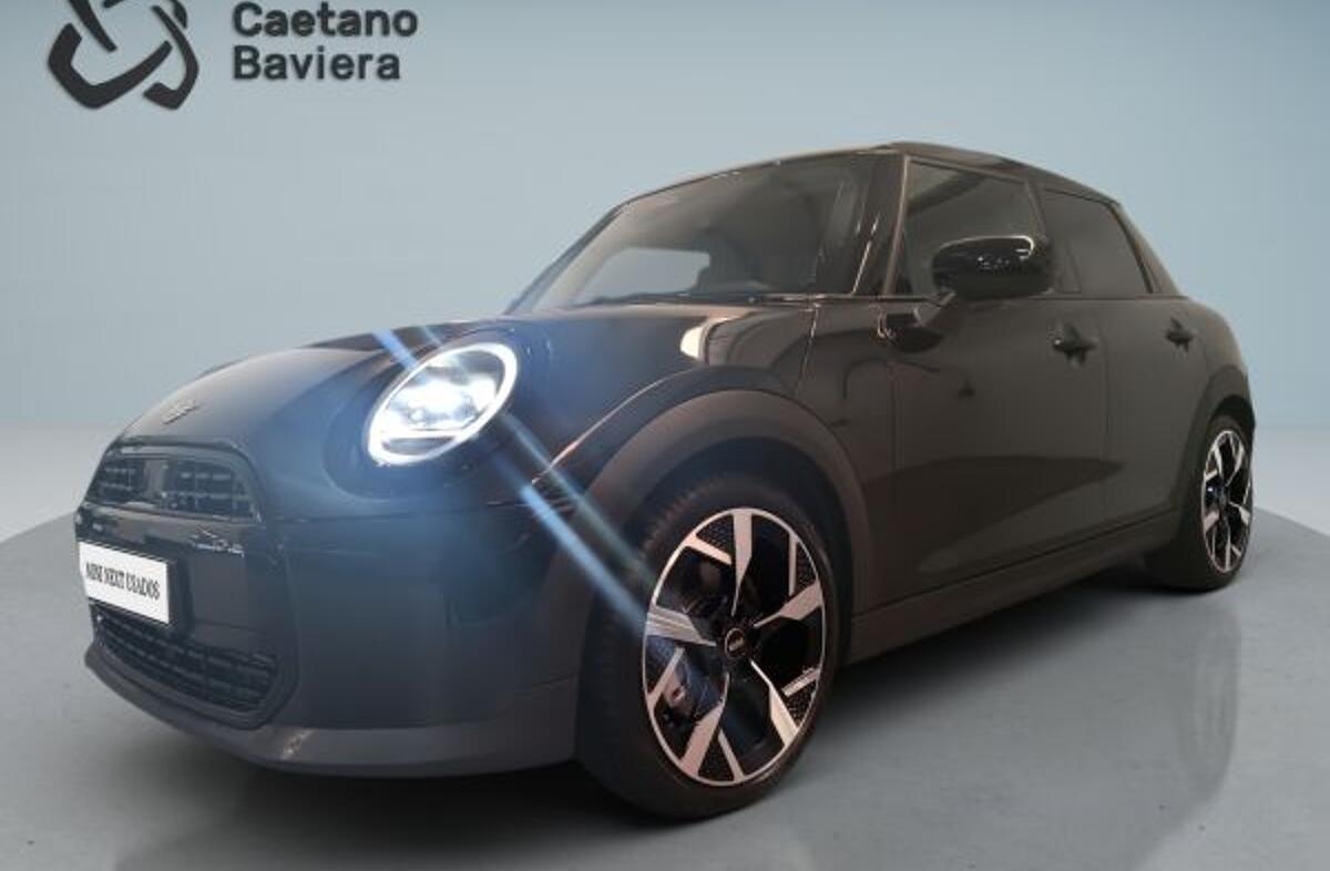 MINI Mini Cooper SE Essential