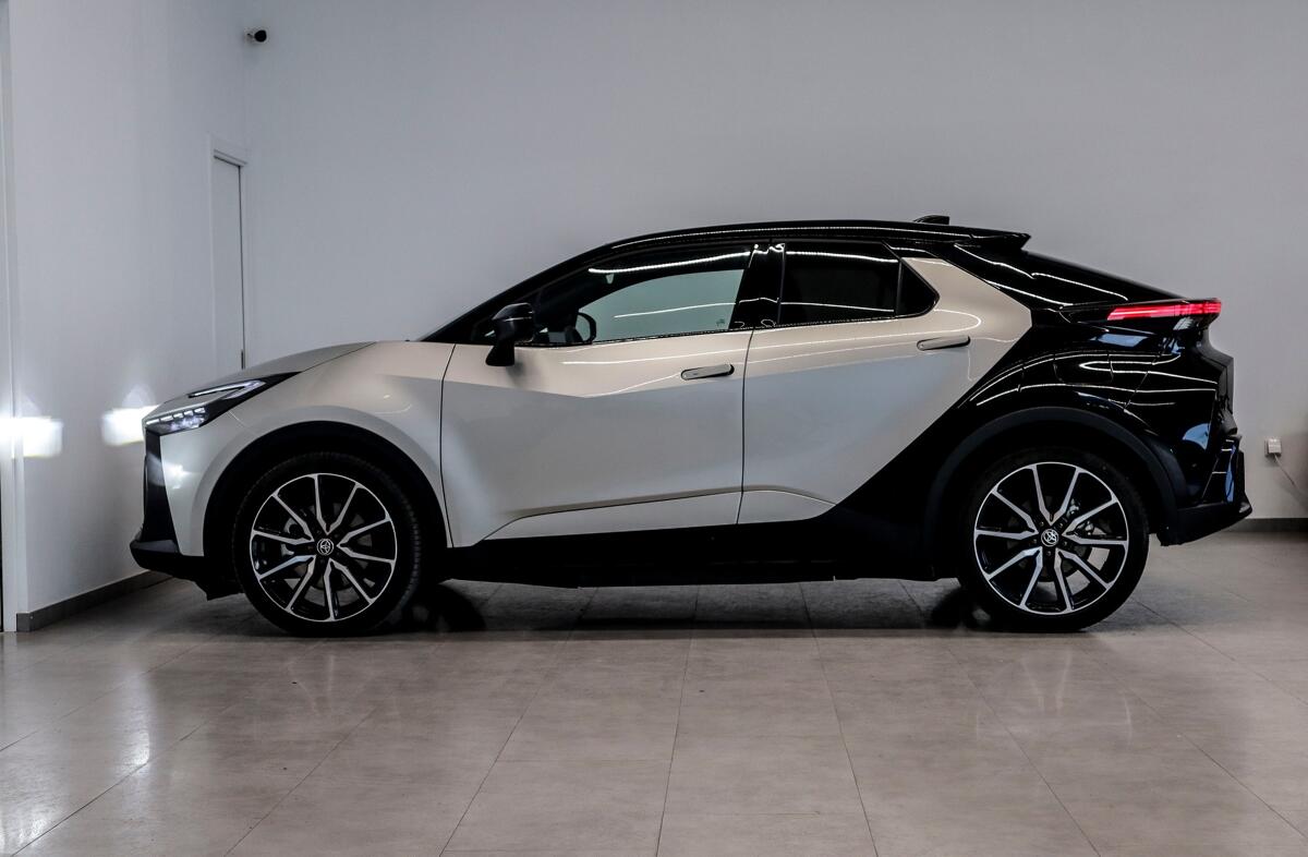 TOYOTA C-HR 2.0 HDF Plug-in GR Sport Premiere Edition