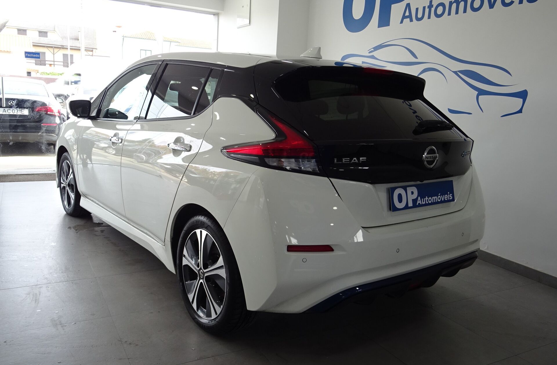 NISSAN Leaf N-Connecta