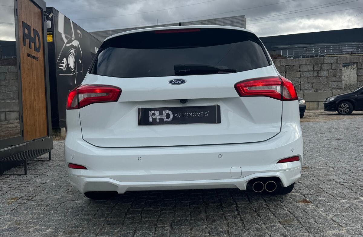 FORD Focus St.1.5 TDCi EcoBlue Ti.Aut.