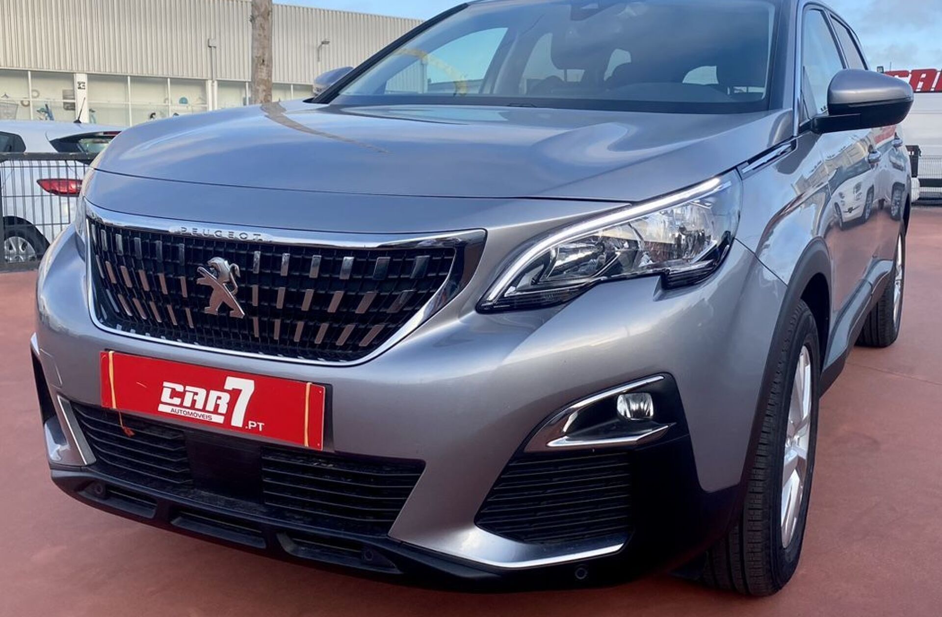 PEUGEOT 5008 1.5 BlueHDi Allure EAT8