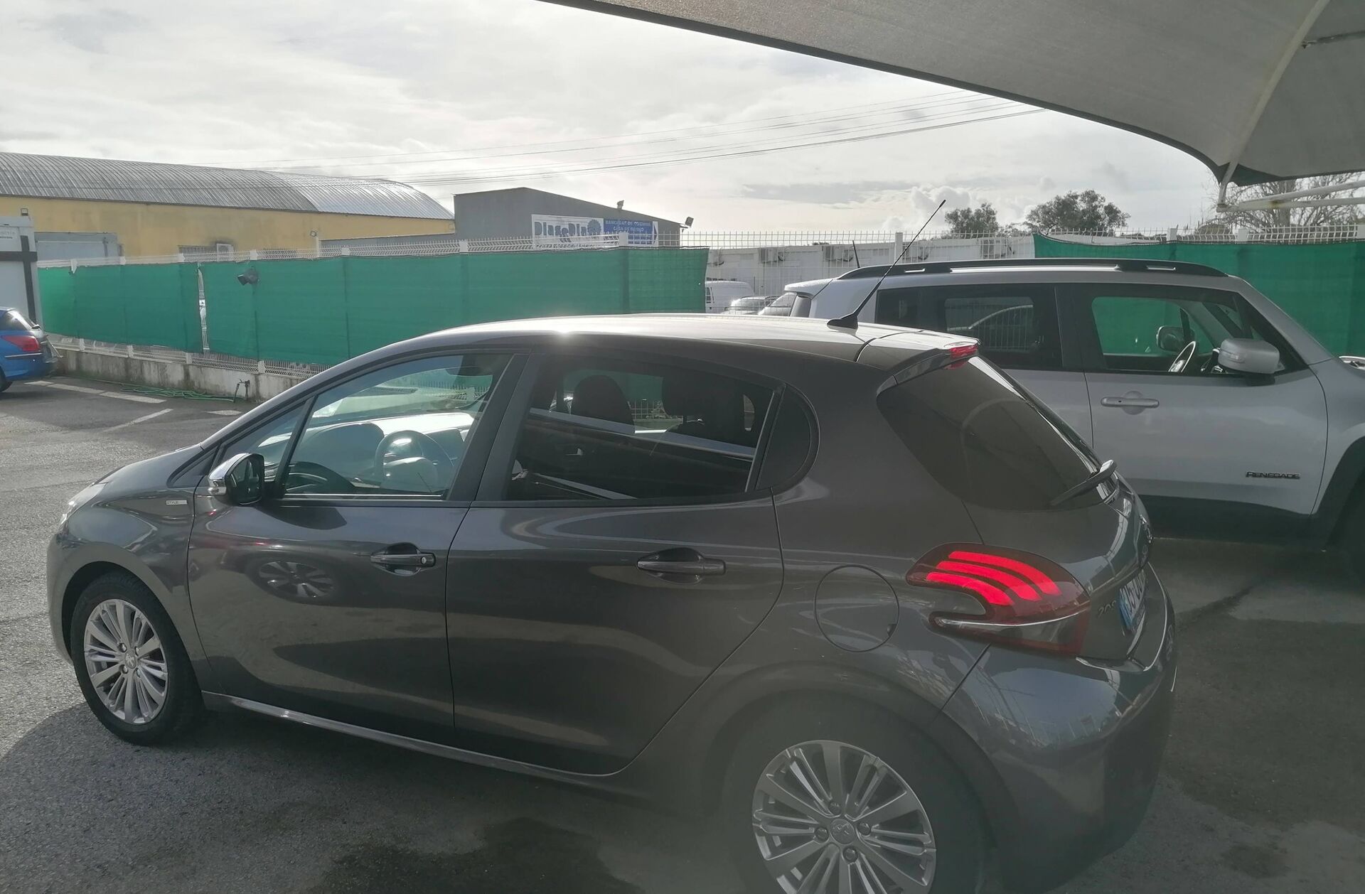 PEUGEOT 208 1.2 PureTech Style