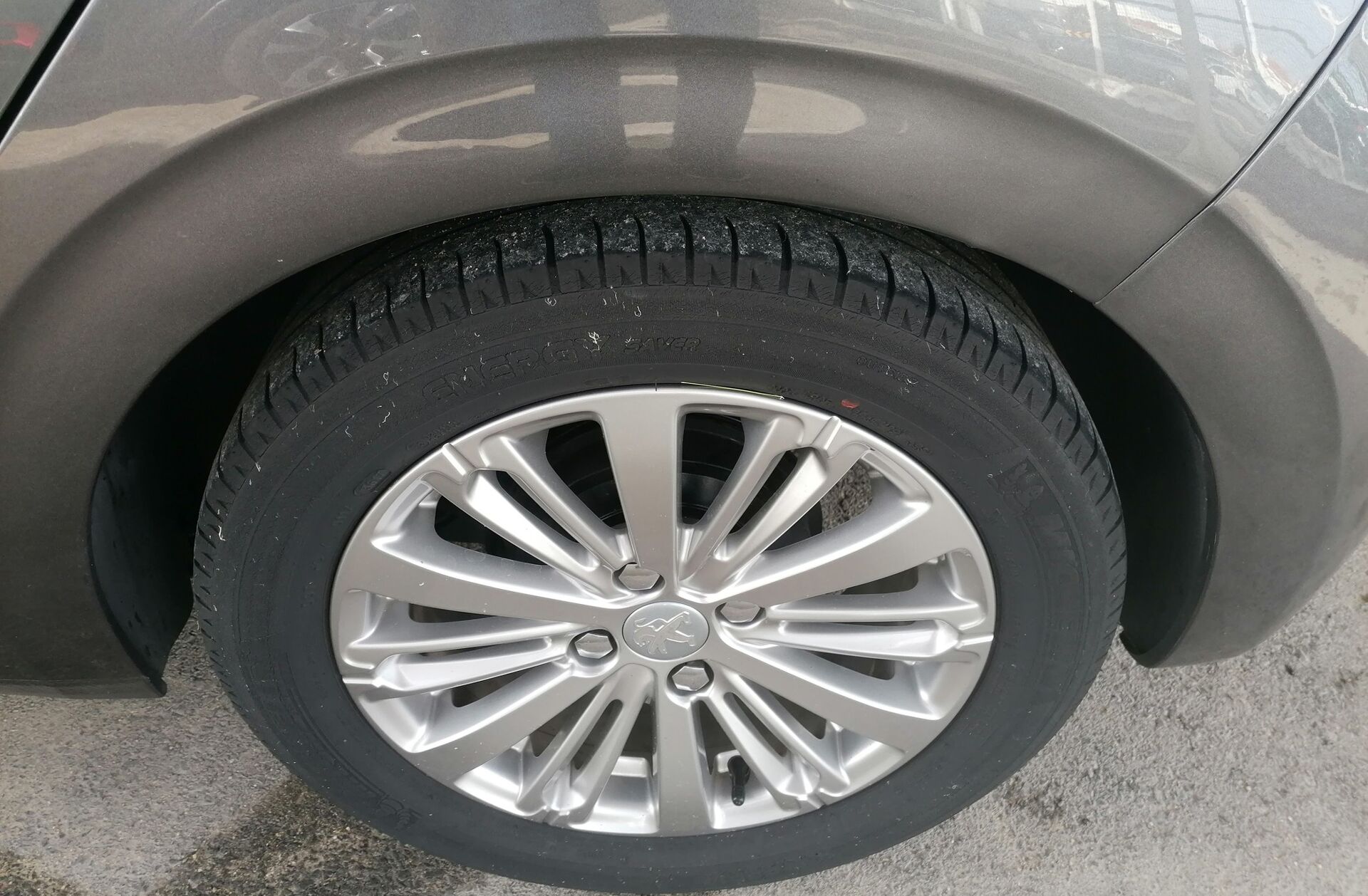 PEUGEOT 208 1.2 PureTech Style