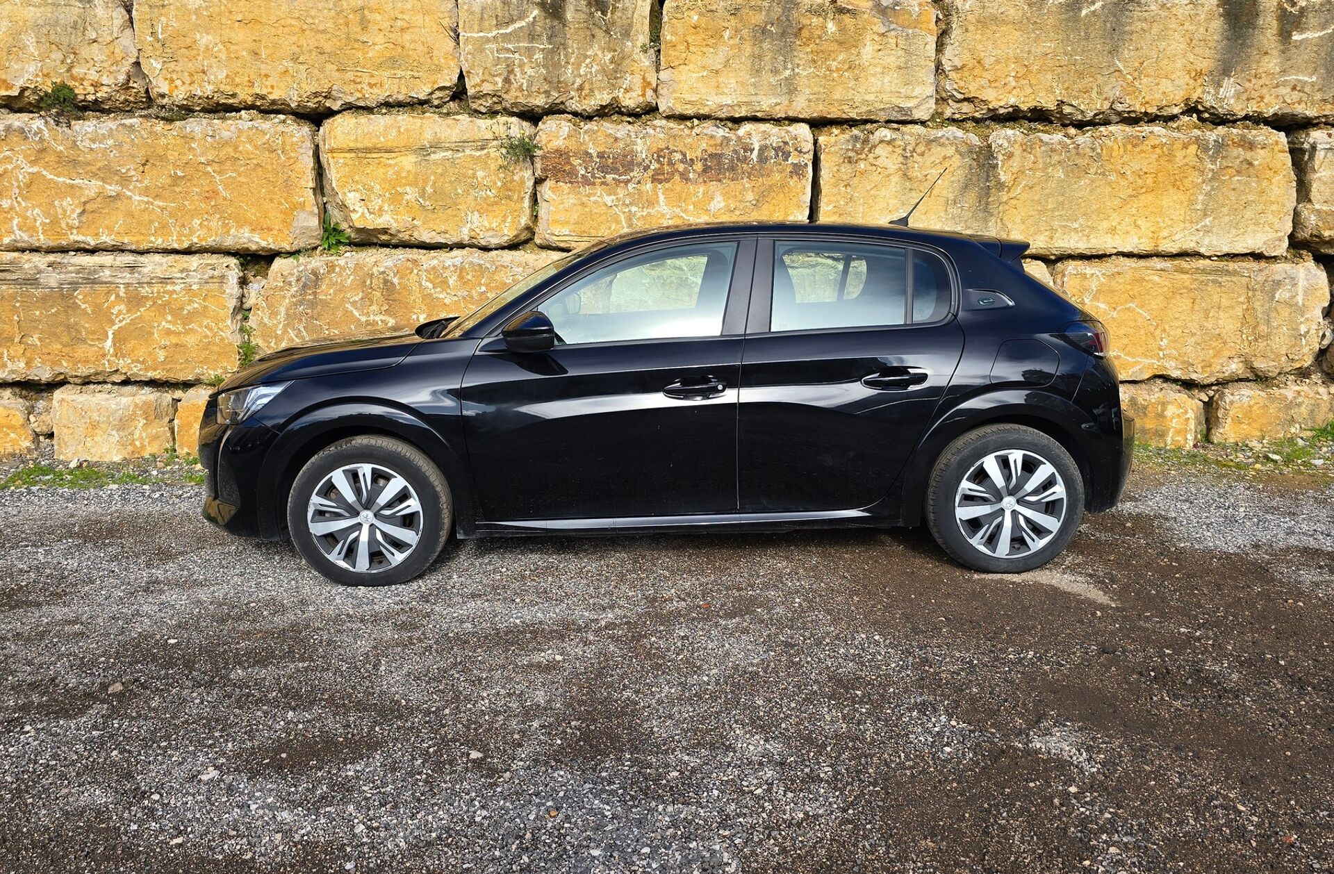 PEUGEOT 208 e- 50 kWh Active Pack