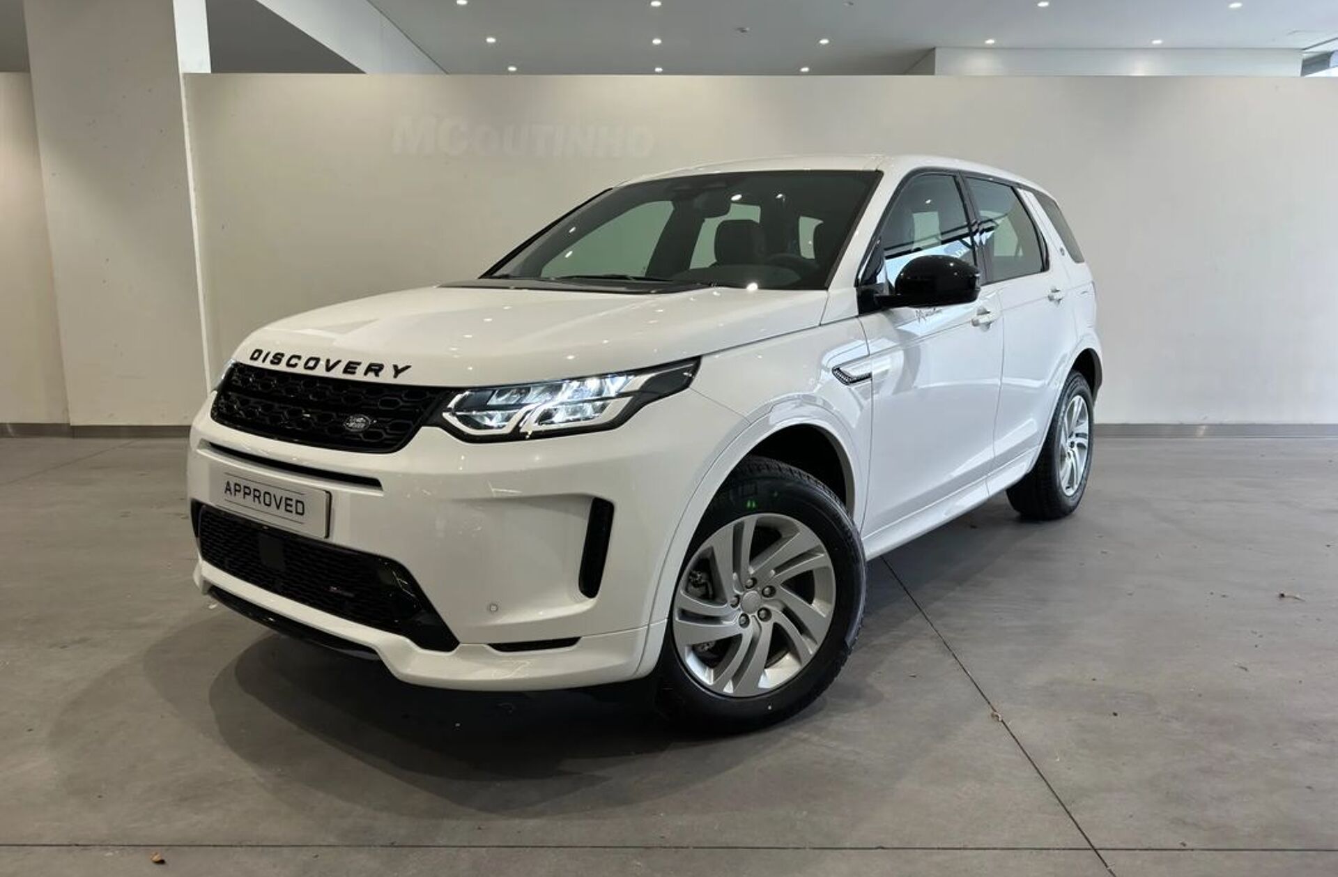 LAND ROVER Discovery 1.5 I3 P300e AWD R-Dynamic S