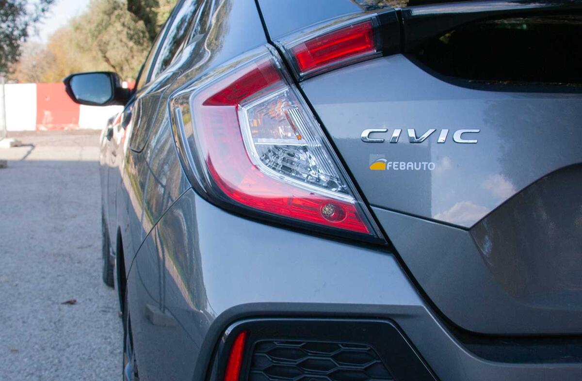 HONDA Civic 1.0 i-VTEC Executive