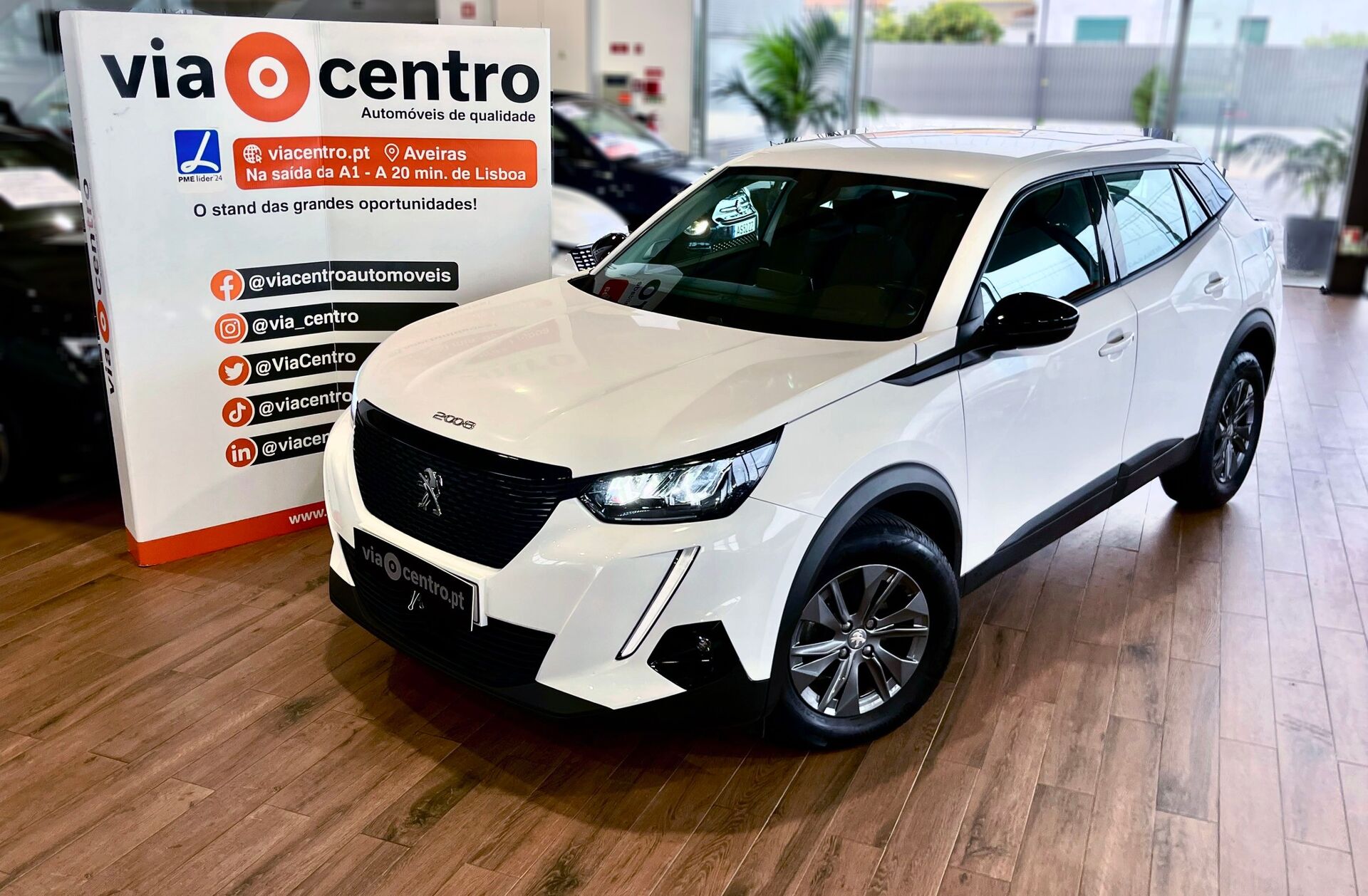 PEUGEOT 2008 1.2 PureTech Active Pack