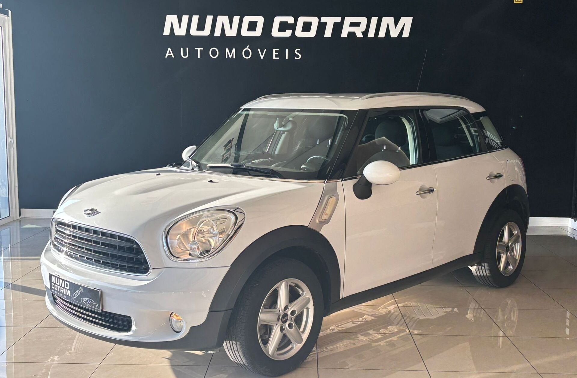 MINI Mini D