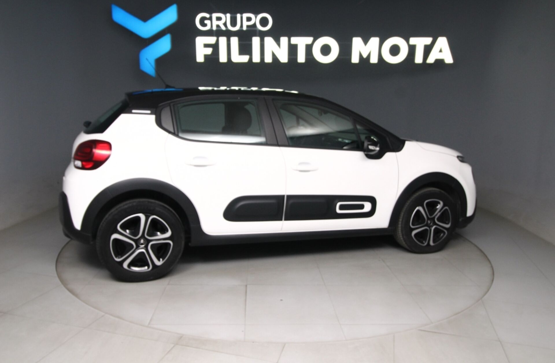 CITROEN C3 1.2 PureTech Shine