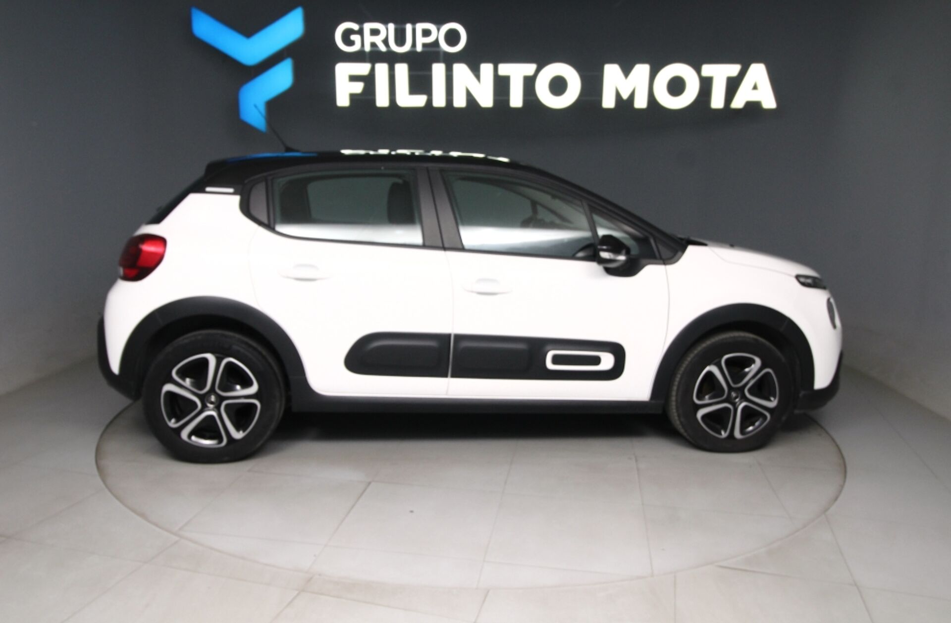 CITROEN C3 1.2 PureTech Shine