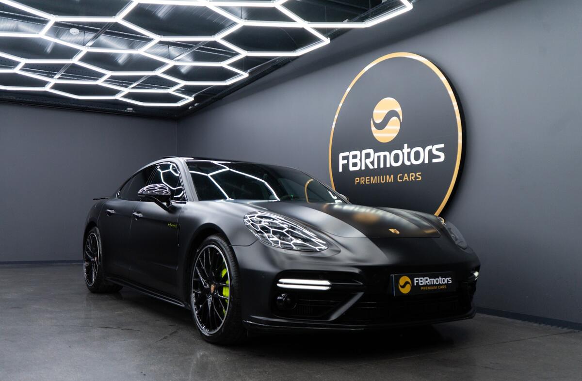 PORSCHE Panamera Turbo S E-Hybrid