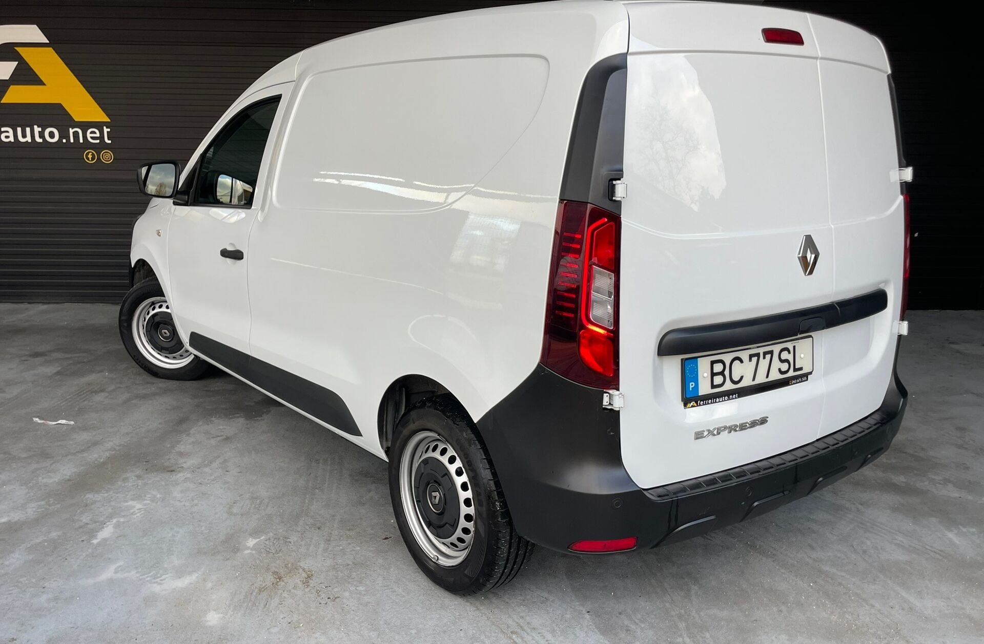 RENAULT Express 1.5 Blue dCi Advance