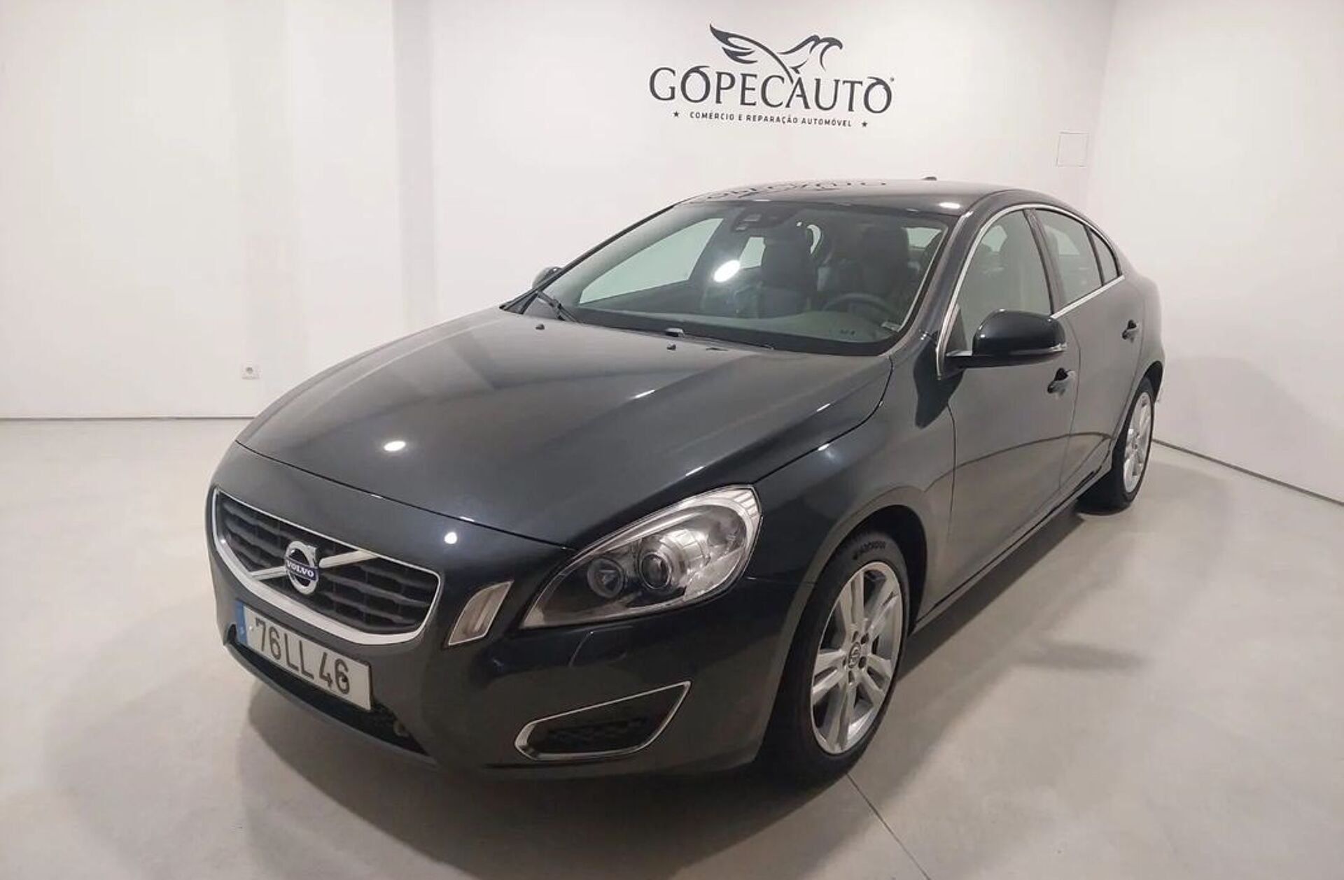 VOLVO V60 2.0 D3 Momentum