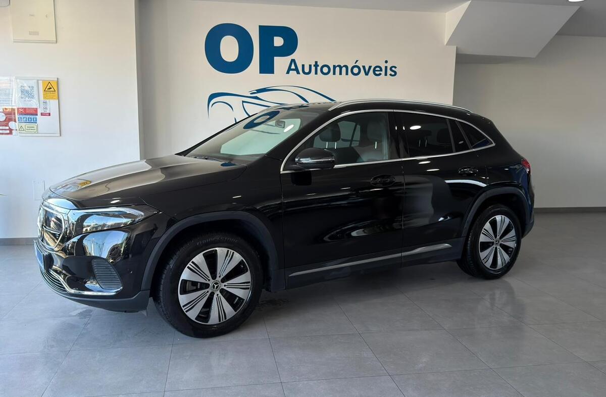 MERCEDES EQA 250 Progressive
