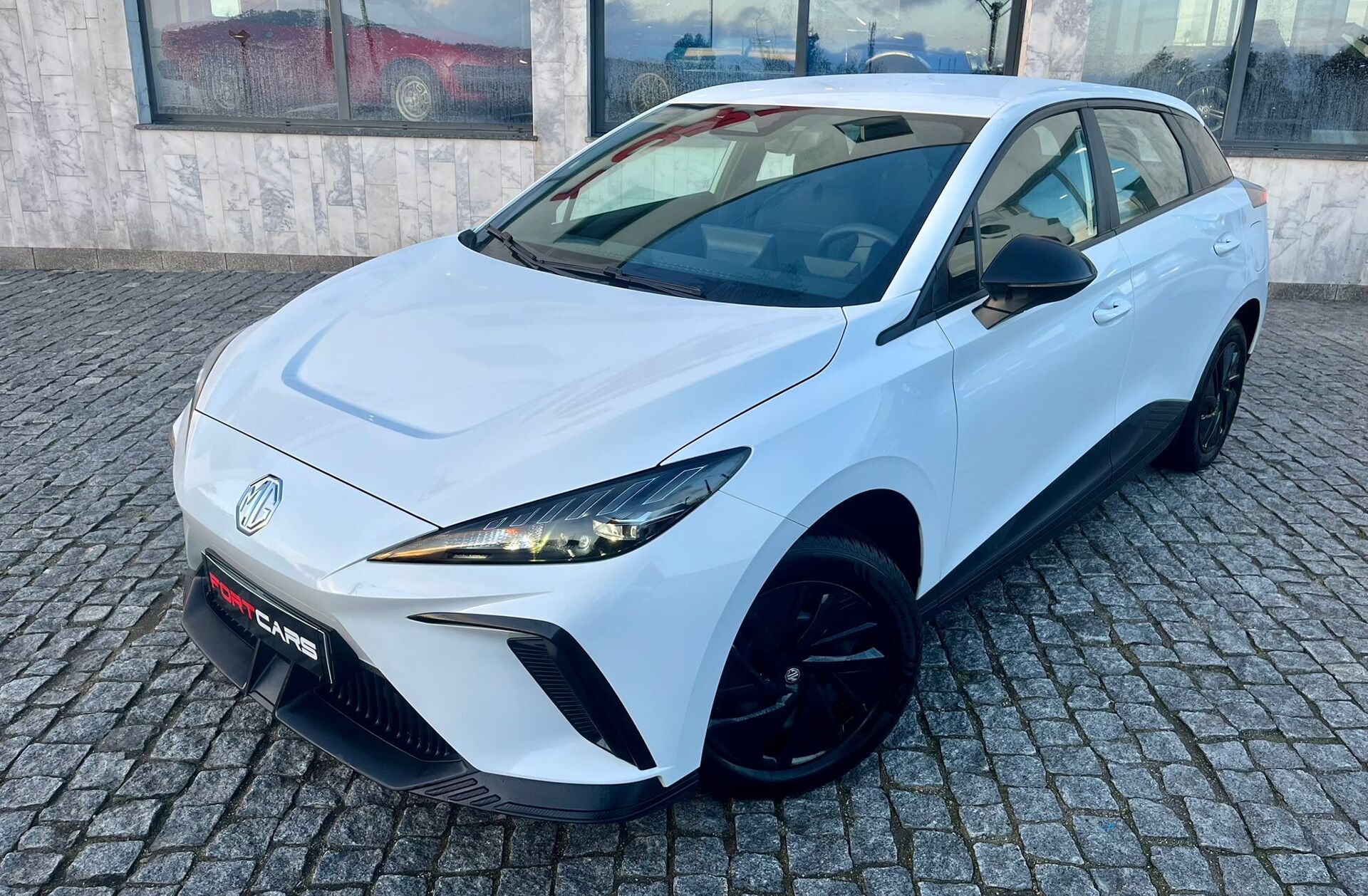 MG MG4 51 kWh Standard