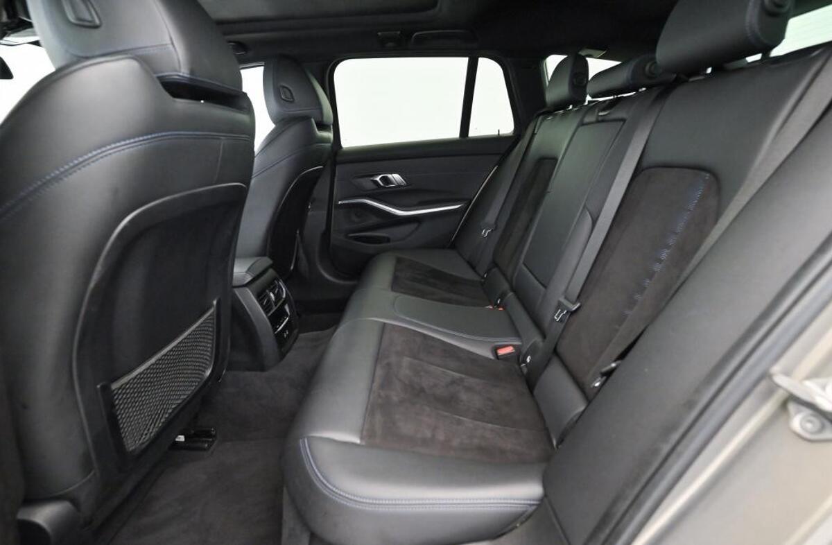 BMW Serie-3 330 e Pack M Auto