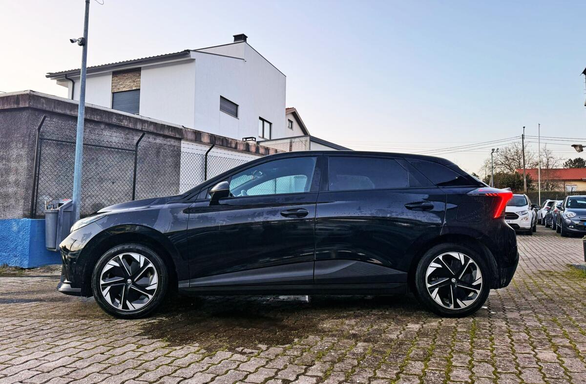 MG MG4 64 kWh Comfort