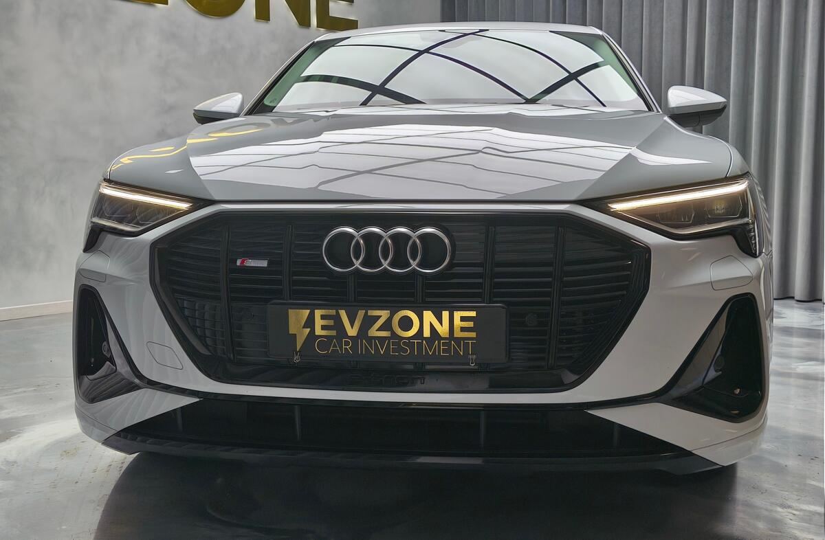 AUDI e-tron GT quattro