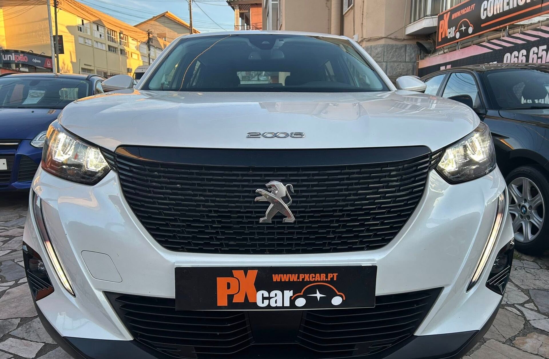 PEUGEOT 2008 1.5 BlueHDi Active Pack EAT8