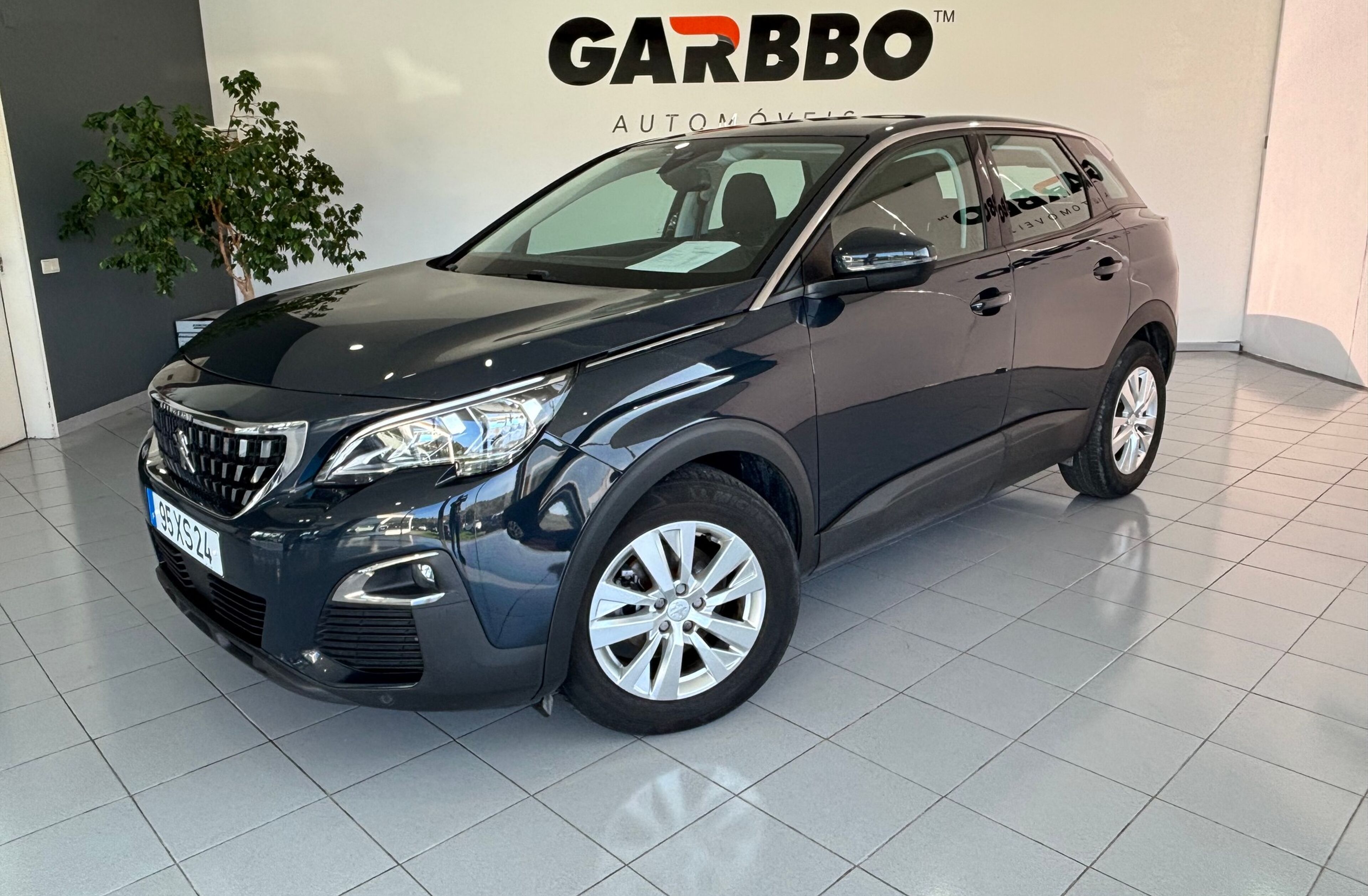 PEUGEOT 3008 1.5 BlueHDi Active