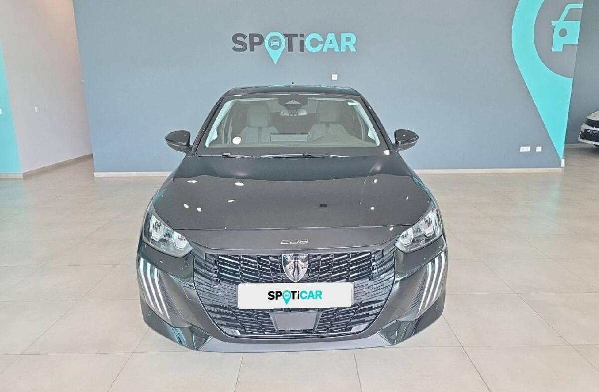 PEUGEOT 208 1.2 Hybrid Allure e-DCS6