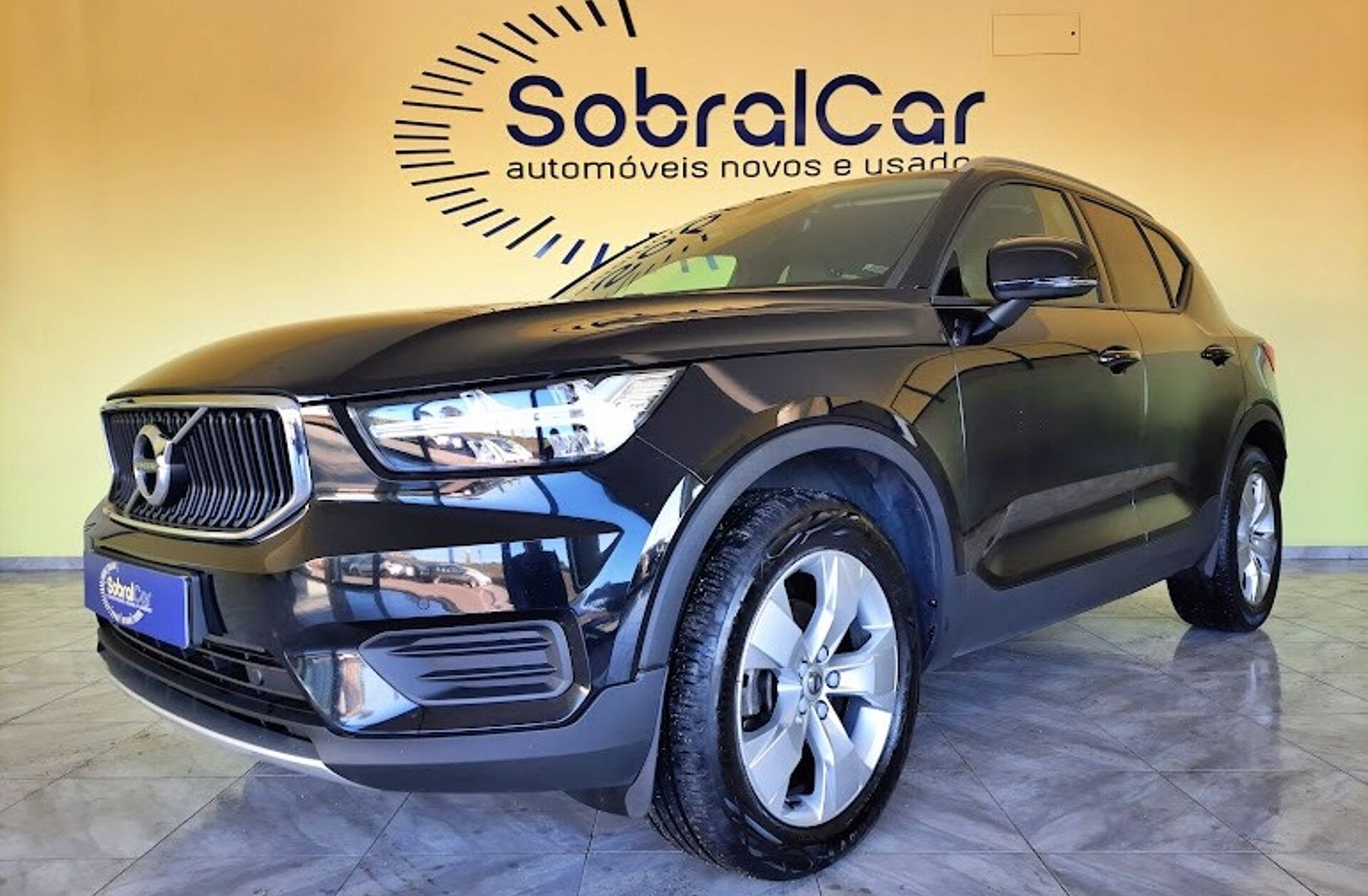 VOLVO XC40 2.0 D3 Momentum