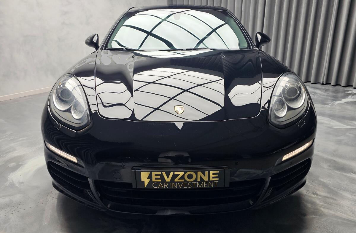PORSCHE Panamera Panamera
