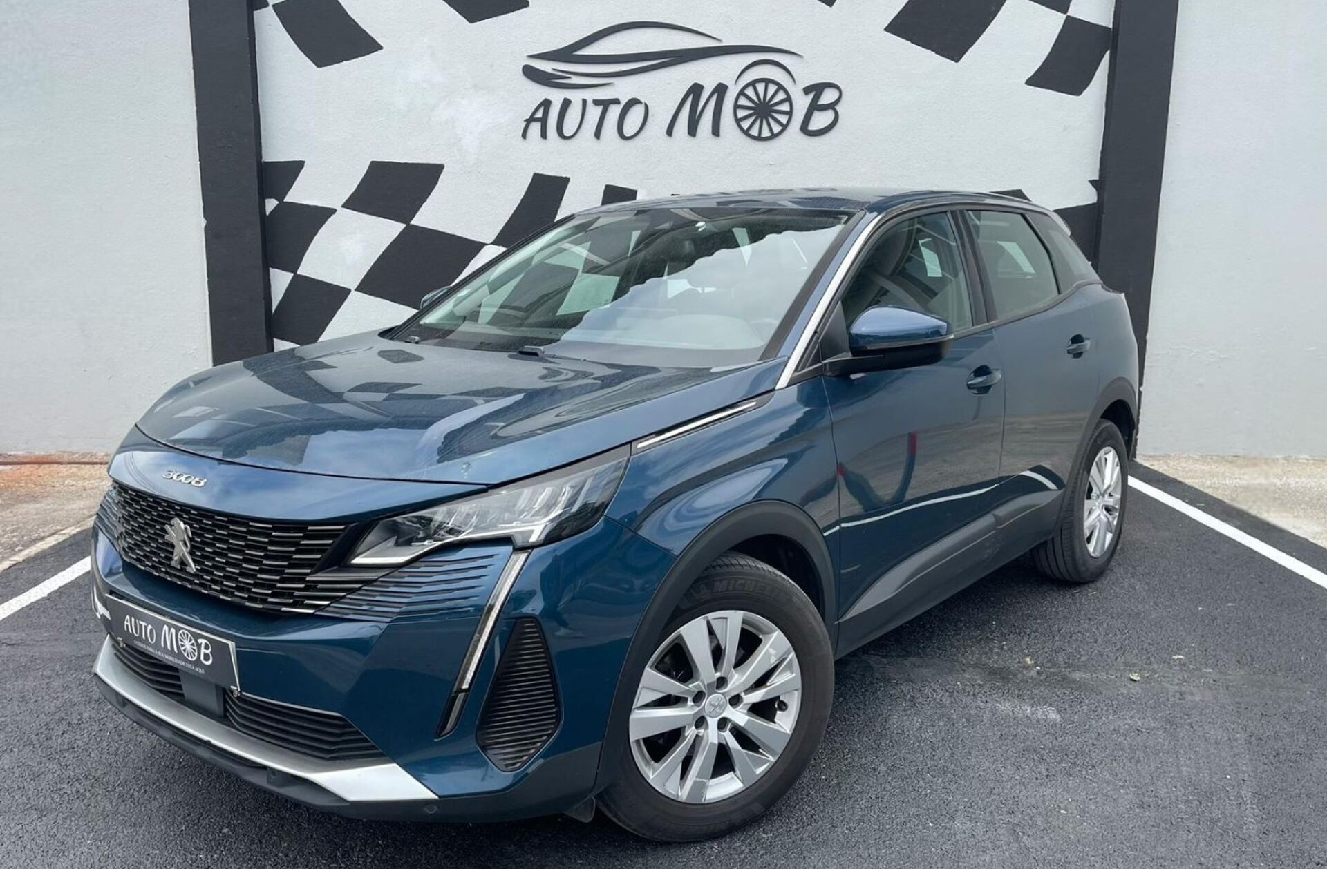 PEUGEOT 3008 1.5 BlueHDi Allure Pack EAT8