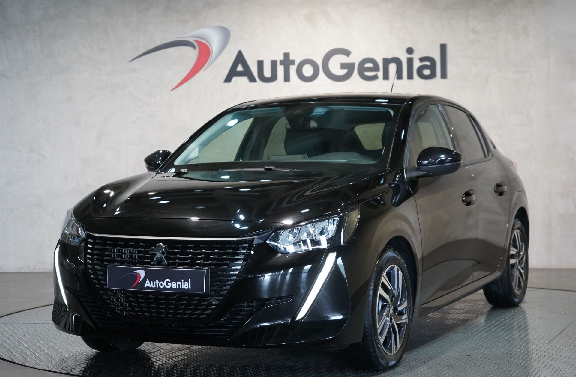 PEUGEOT 208 1.2 PureTech Allure