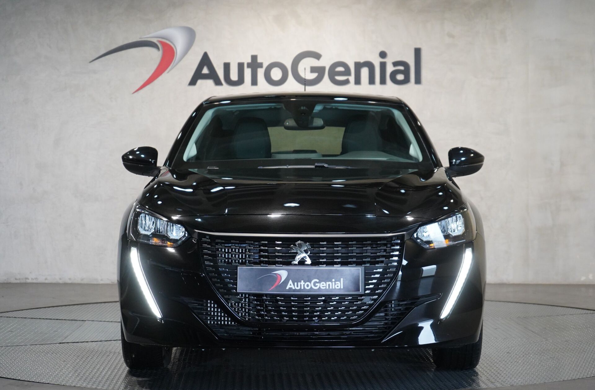 PEUGEOT 208 1.2 PureTech Allure