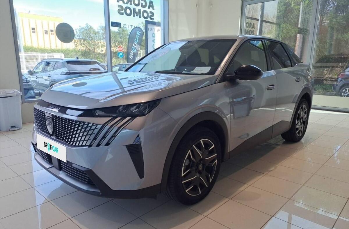 PEUGEOT 3008 1.2 Hybrid Allure e-DCS6