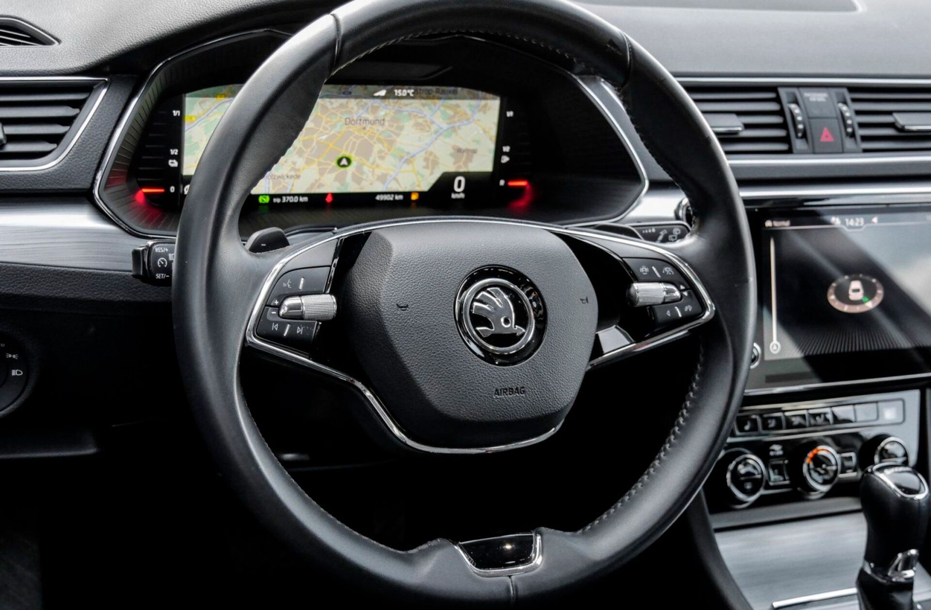 SKODA Superb 1.4 TSI iV DSG