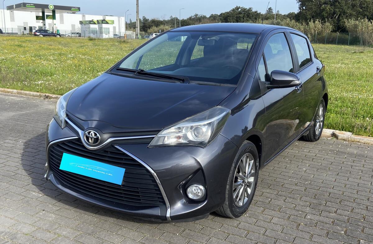 TOYOTA Yaris 1.0 VVT-i Active