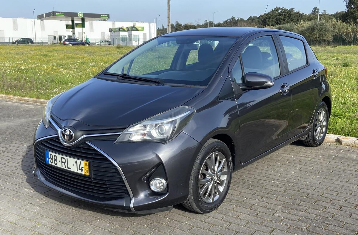 TOYOTA Yaris 1.0 VVT-i Active