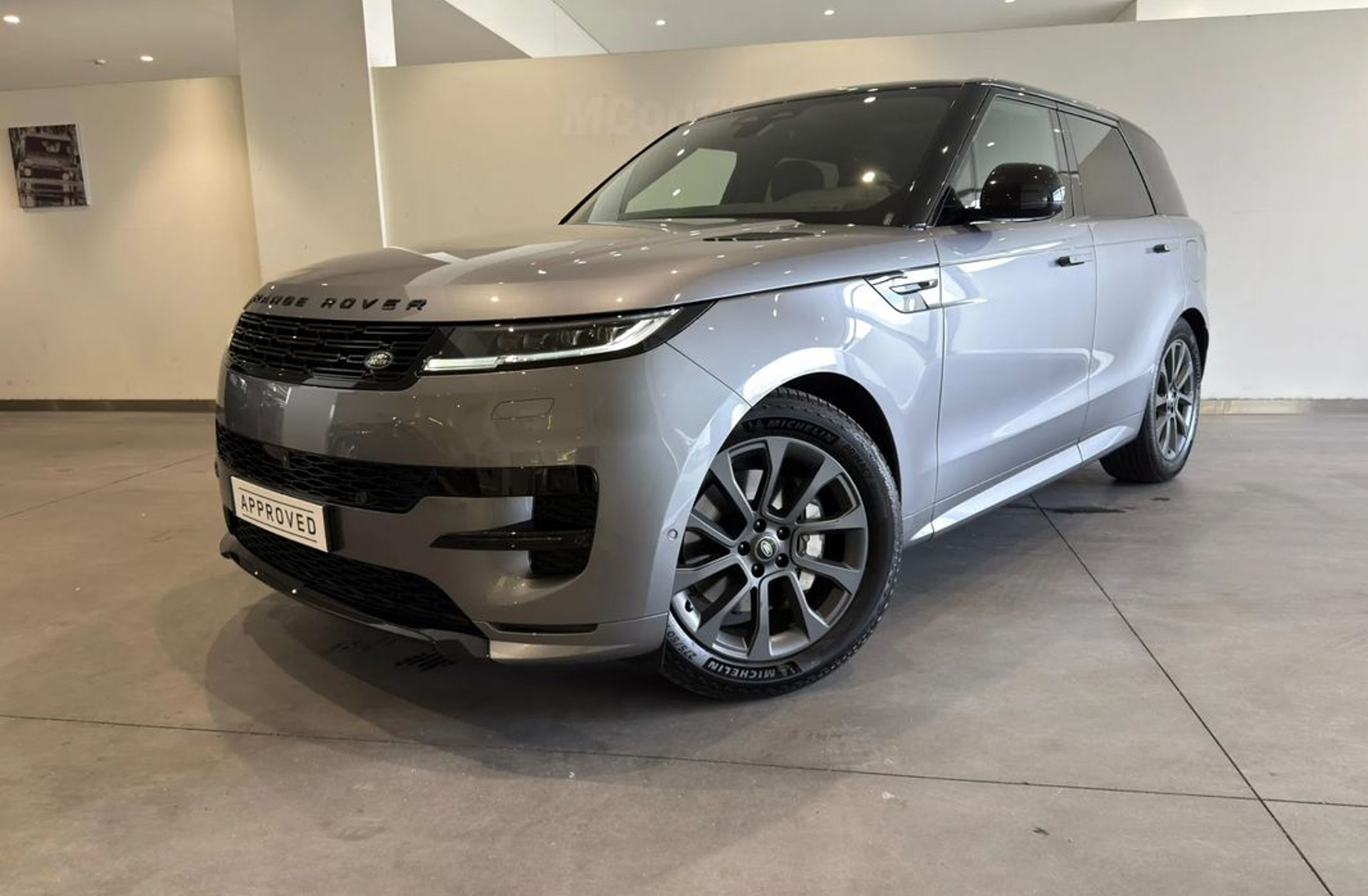 LAND ROVER Range Rover 3.0 P460e Dynamic SE