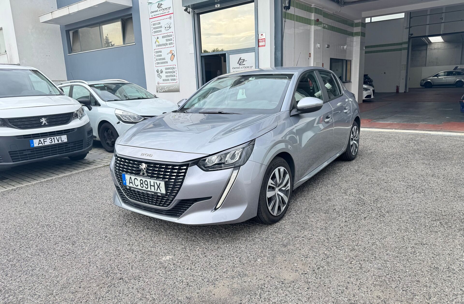 PEUGEOT 208 1.2 PureTech Active