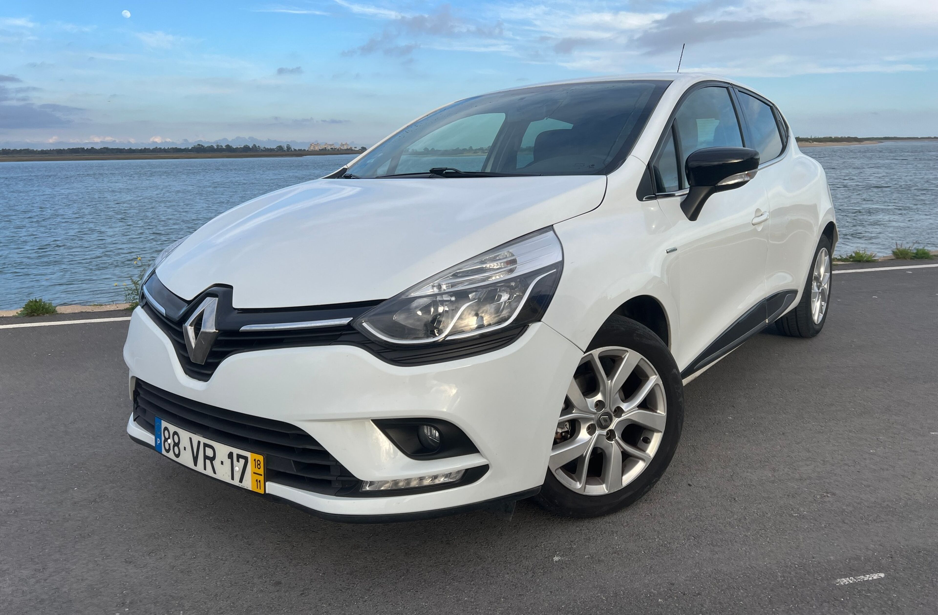 RENAULT Clio 1.5 dCi Limited Edition
