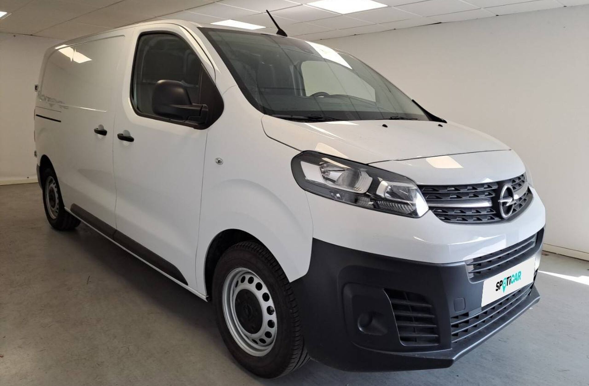 OPEL Vivaro -e 50 kWh L2