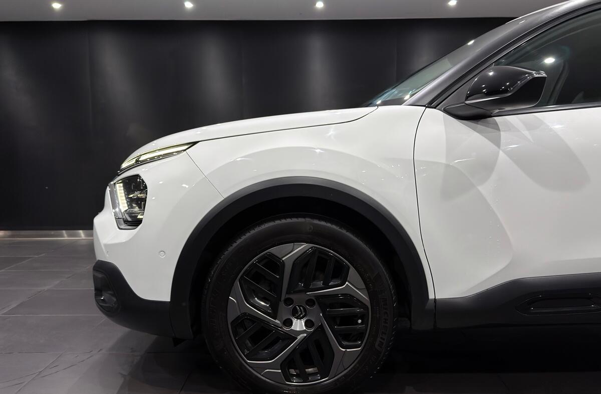 CITROEN C4 1.5 BlueHDi Shine Pack EAT8