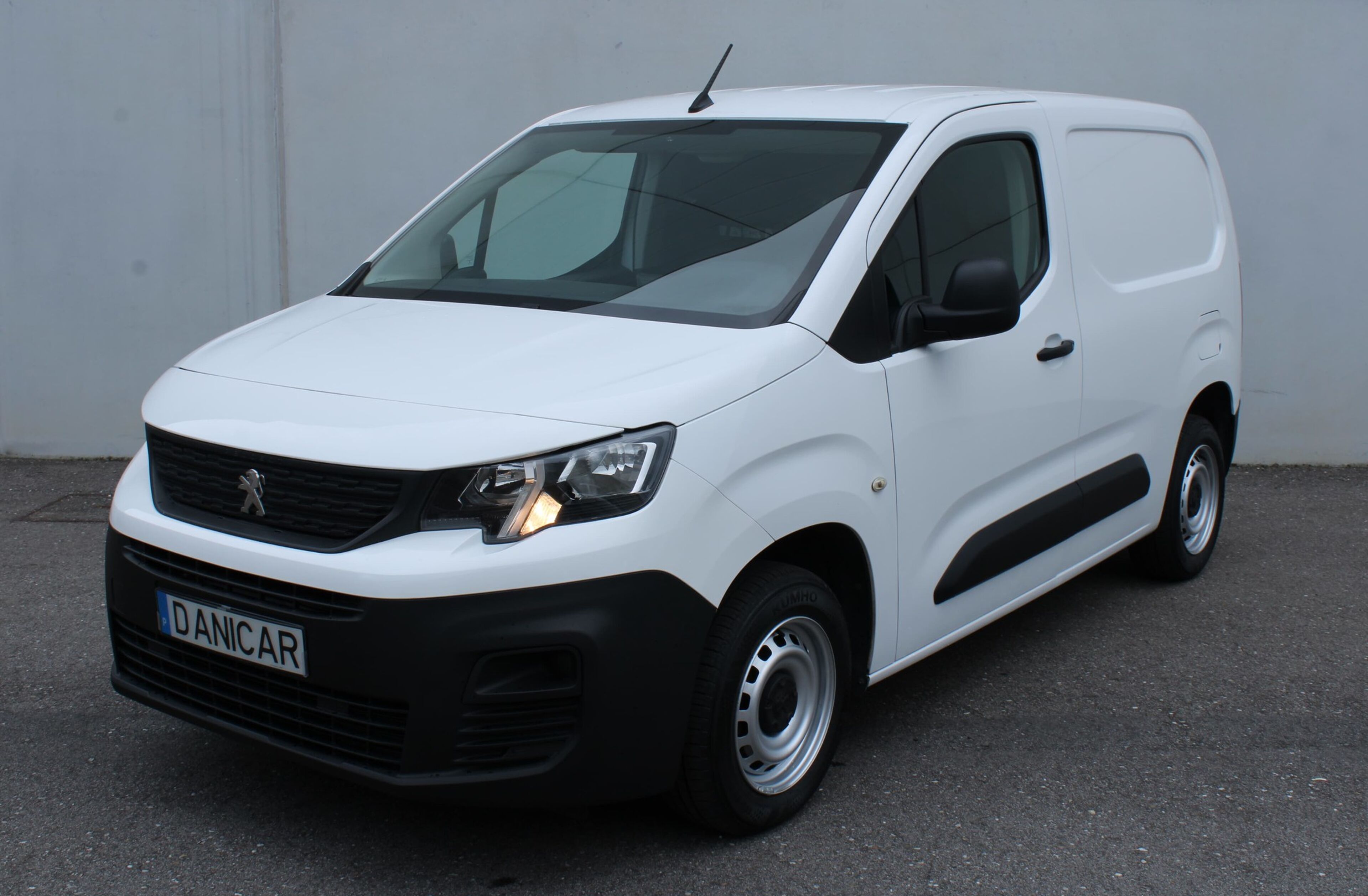 PEUGEOT Partner 1.5 BlueHDi Pro Standard