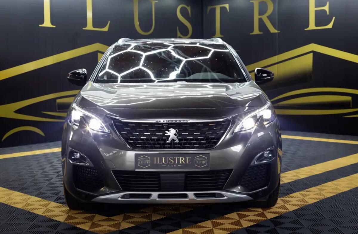 PEUGEOT 5008 1.5 BlueHDi GT Line EAT8