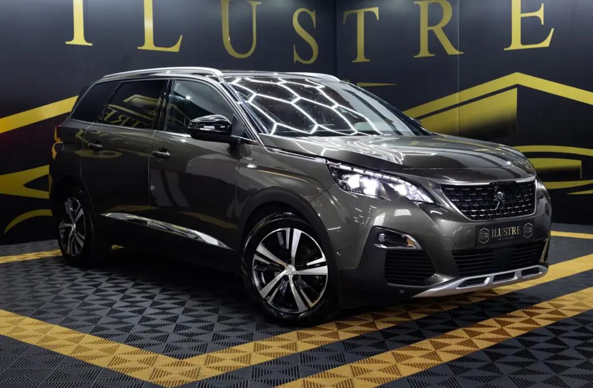 PEUGEOT 5008 1.5 BlueHDi GT Line EAT8