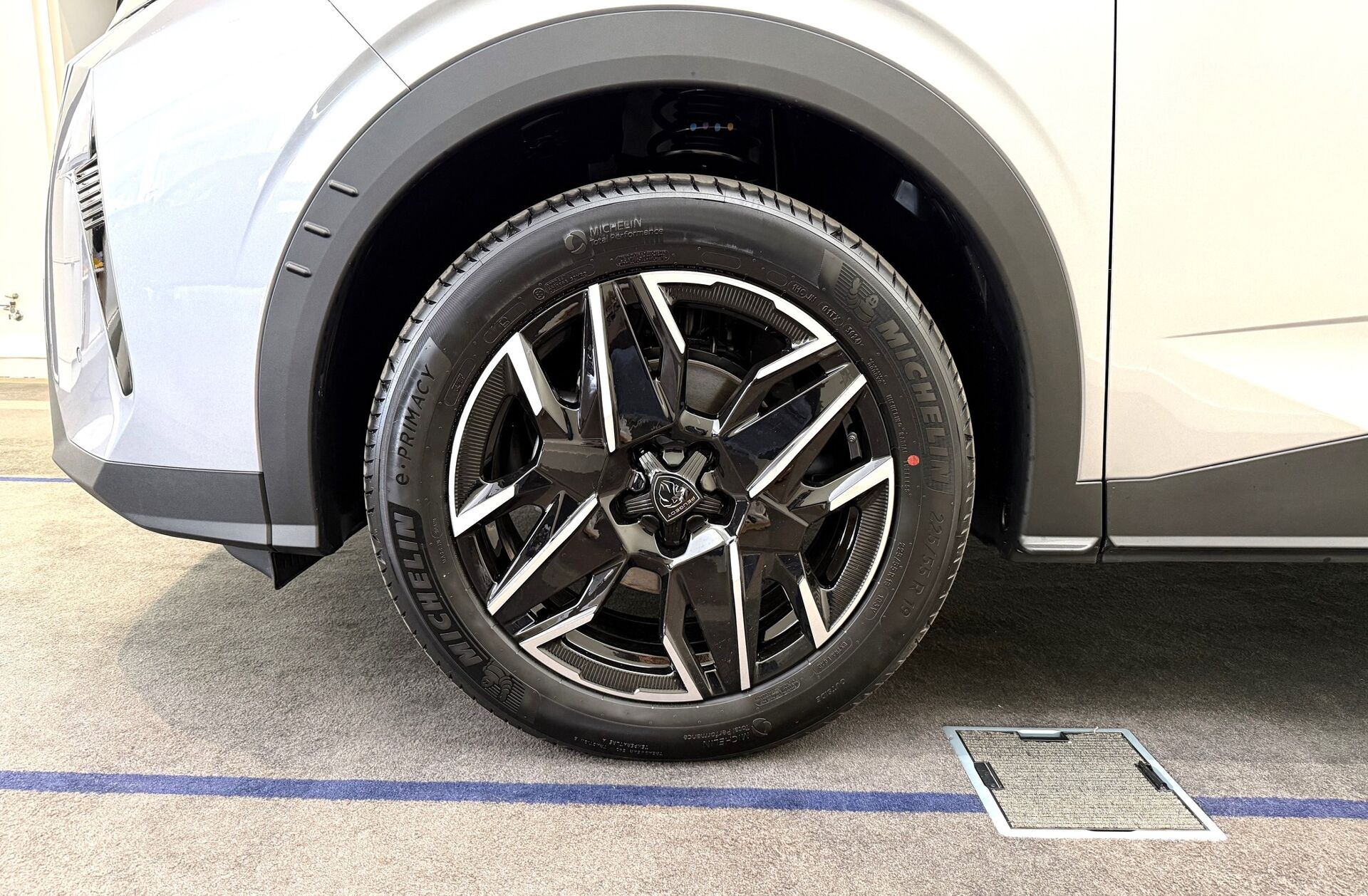 PEUGEOT 3008 1.2 Hybrid GT e-DCS6