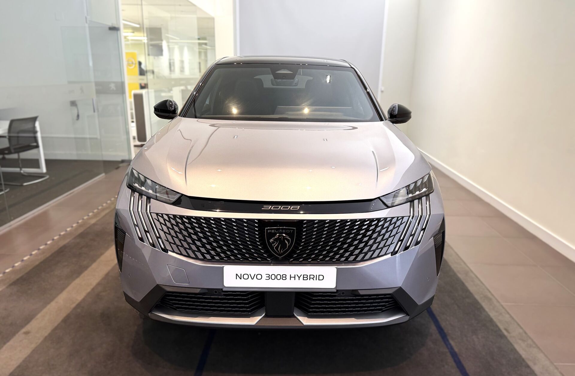 PEUGEOT 3008 1.2 Hybrid GT e-DCS6