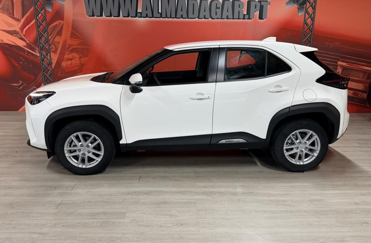 TOYOTA Yaris Cross 1.5 HDF Comfort Plus
